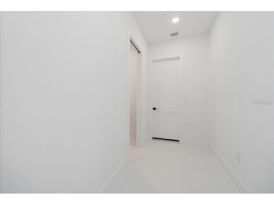 2441 Webber Street Sarasota FL 34239 A4662126 image16