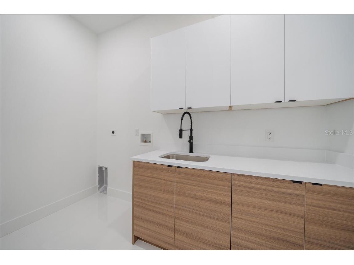 2441 Webber Street Sarasota FL 34239 A4662126 image17