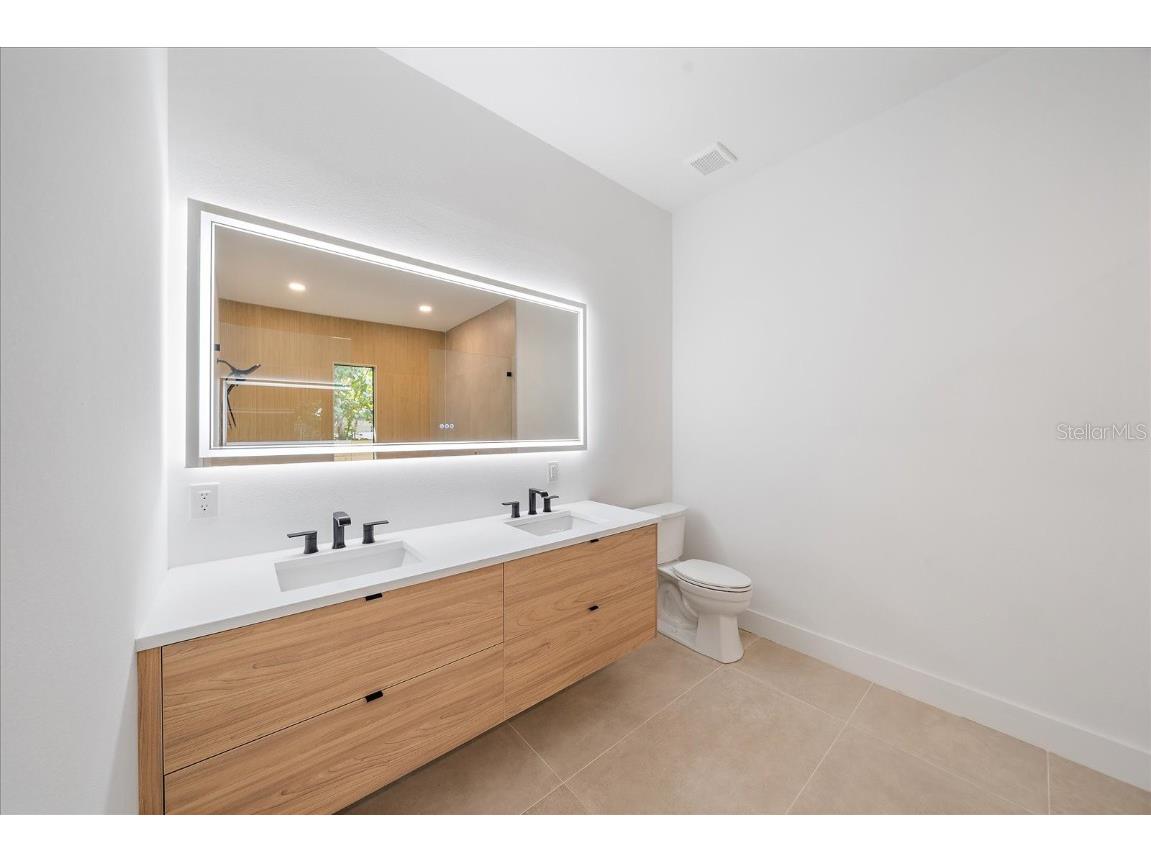 2441 Webber Street Sarasota FL 34239 A4662126 image21