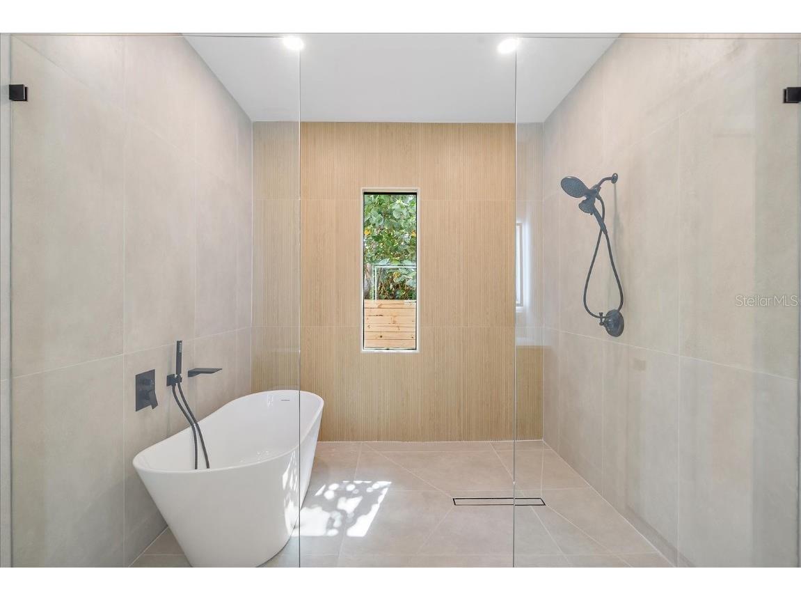 2441 Webber Street Sarasota FL 34239 A4662126 image22