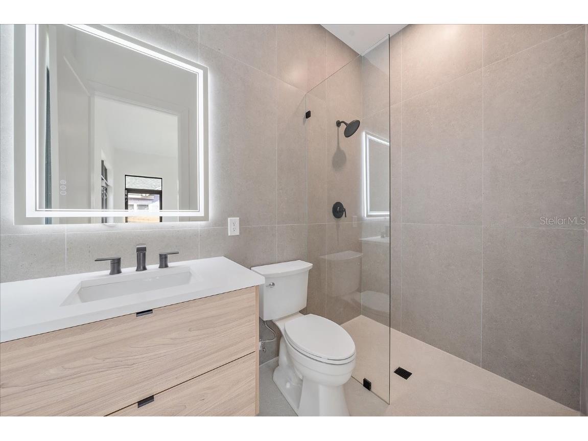 2441 Webber Street Sarasota FL 34239 A4662126 image27