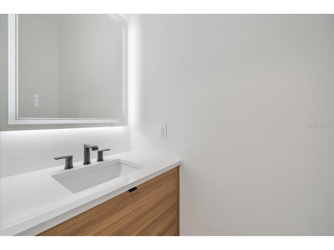 2441 Webber Street Sarasota FL 34239 A4662126 image29