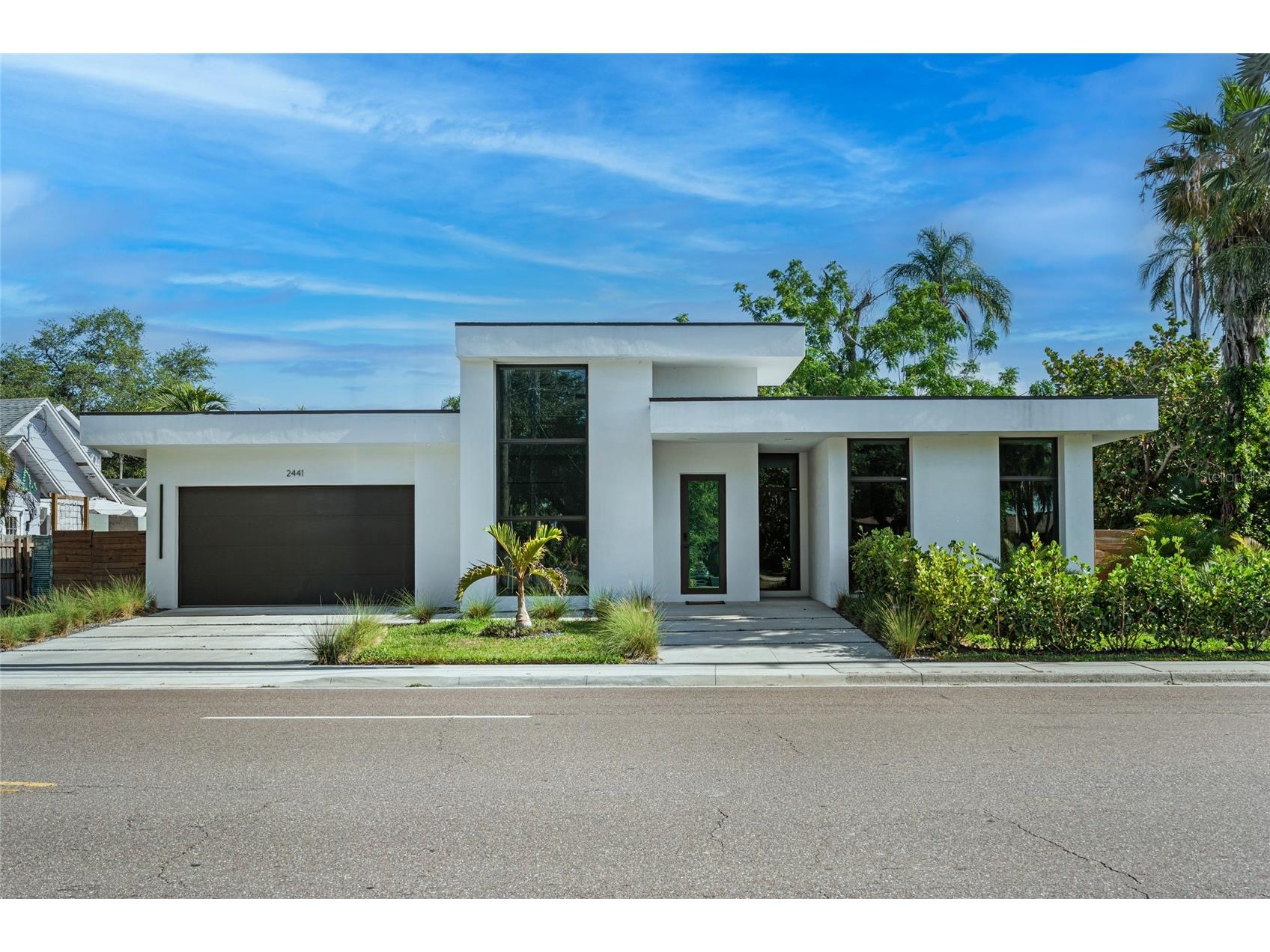 2441 Webber Street Sarasota FL 34239 S5145822 image3