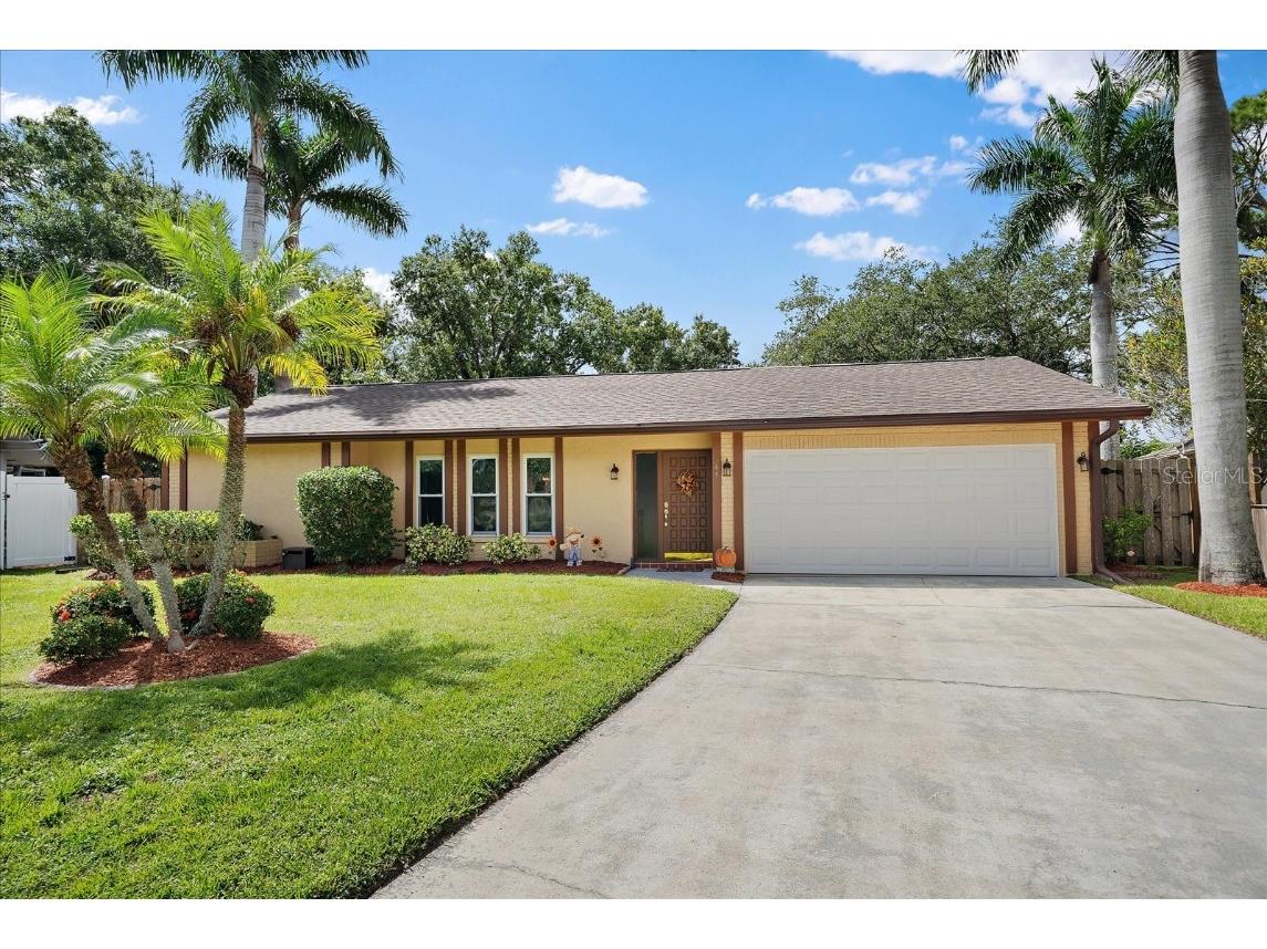 2442 Arborfield Square Sarasota FL 34235 A4665027 image1