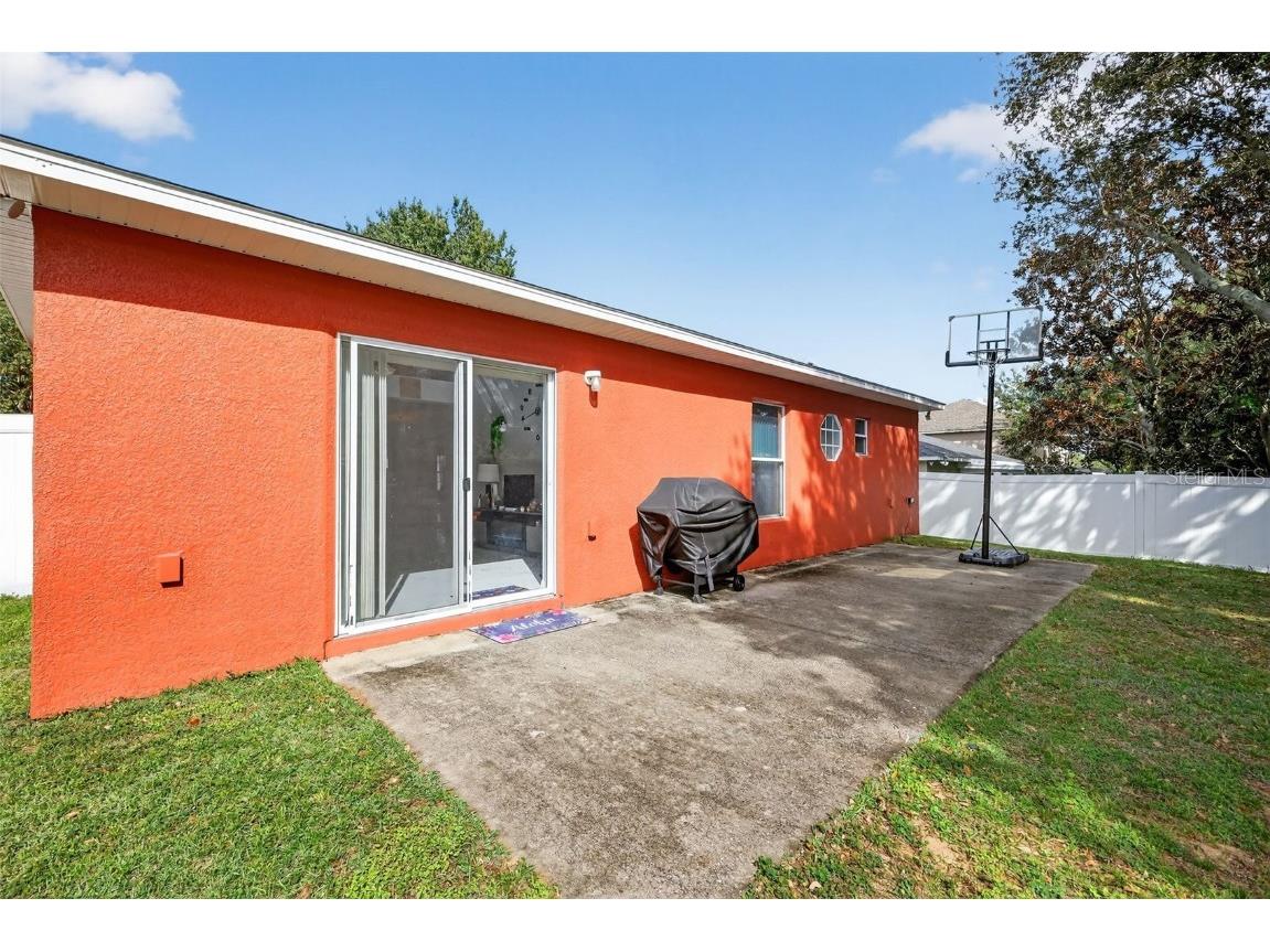 2442 Foxhollow Road Tavares FL 32778 G5104104 image4