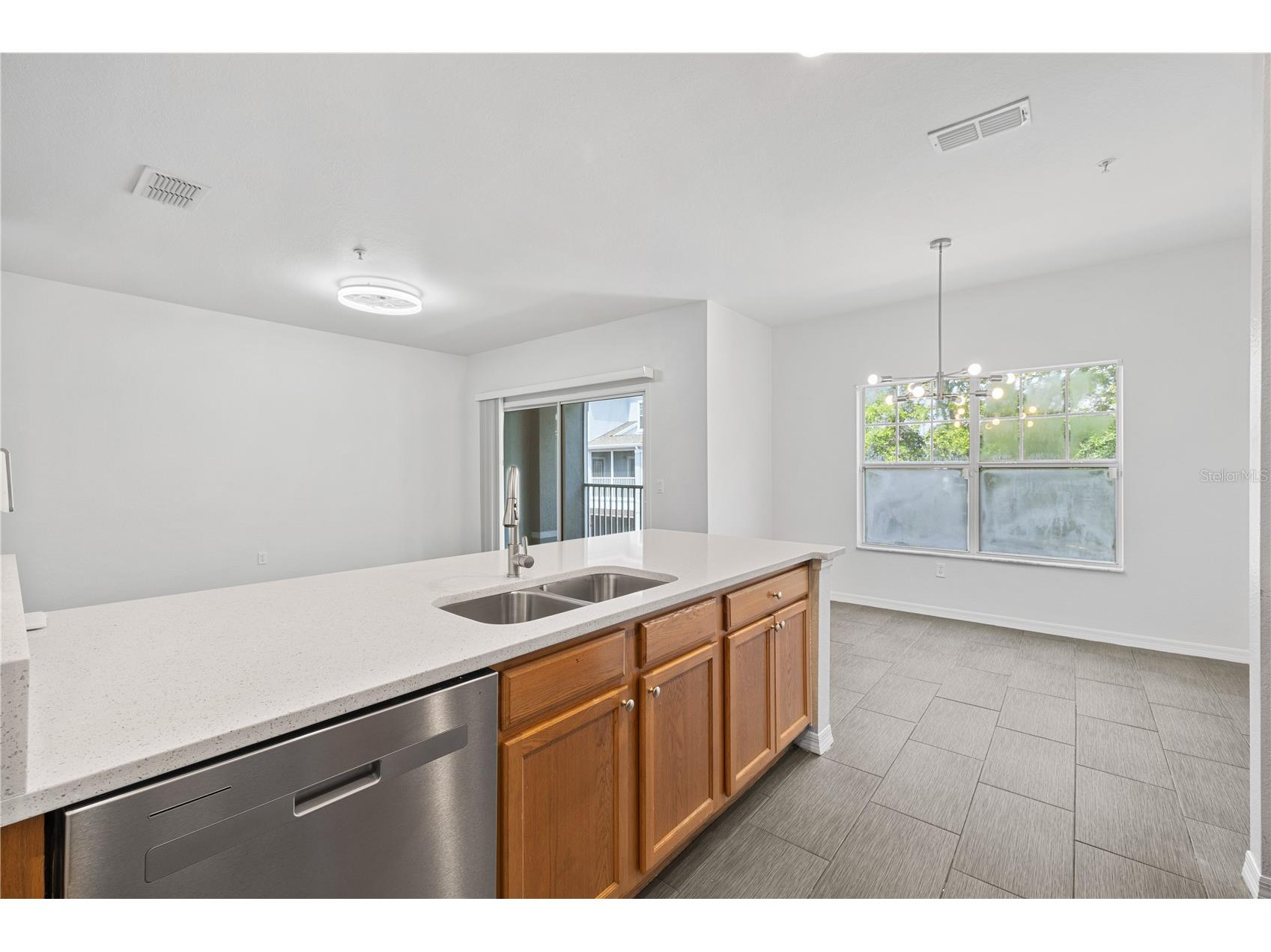 2442 Grand Central Parkway #2 Orlando FL 32839 O6406554 image11