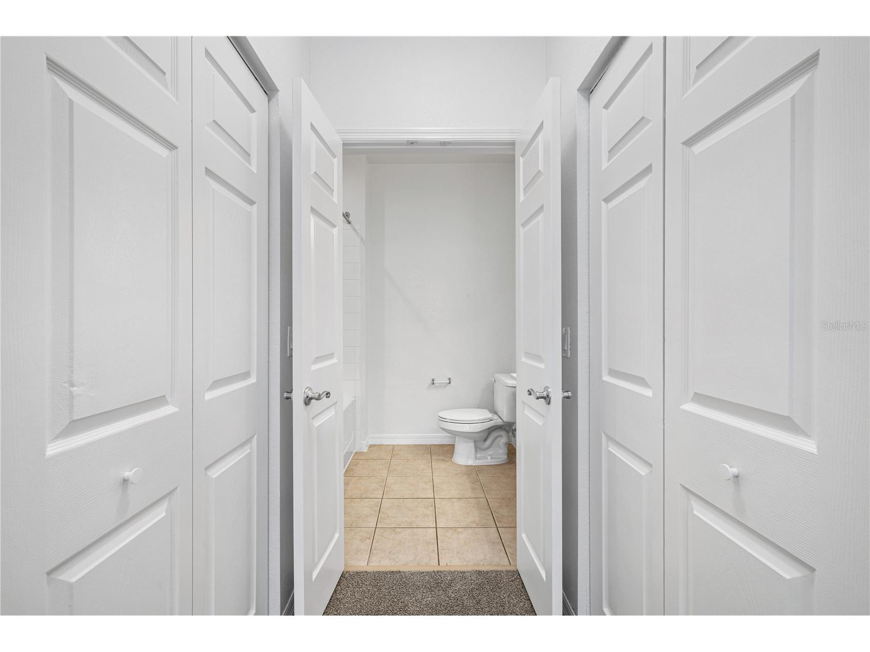 2442 Grand Central Parkway #2 Orlando FL 32839 O6406554 image19