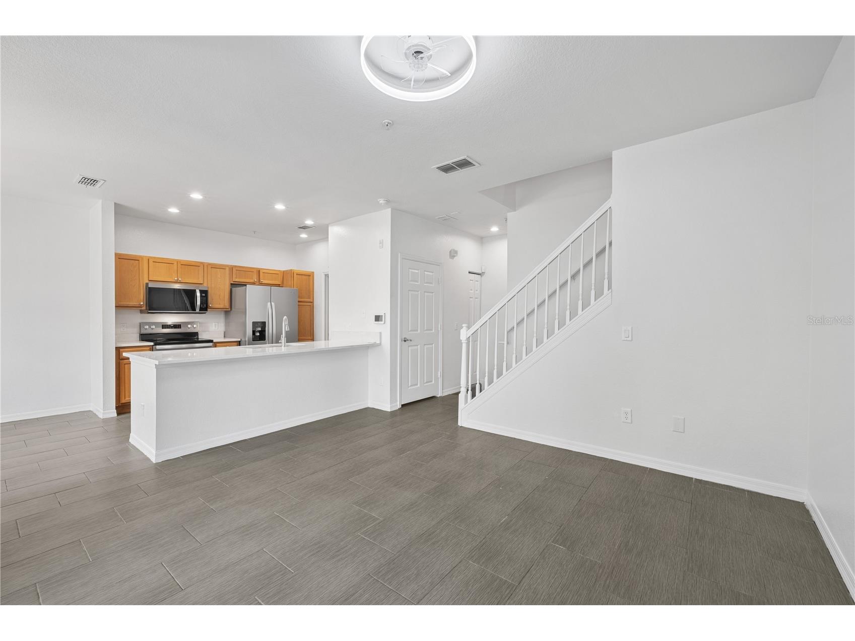 2442 Grand Central Parkway #2 Orlando FL 32839 O6406554 image32