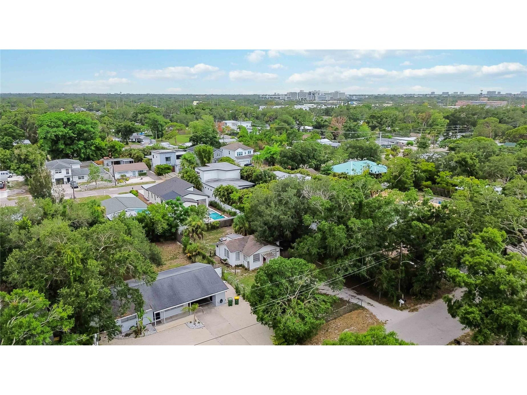 2442 Novus Street Sarasota FL 34237 A4700064 image35