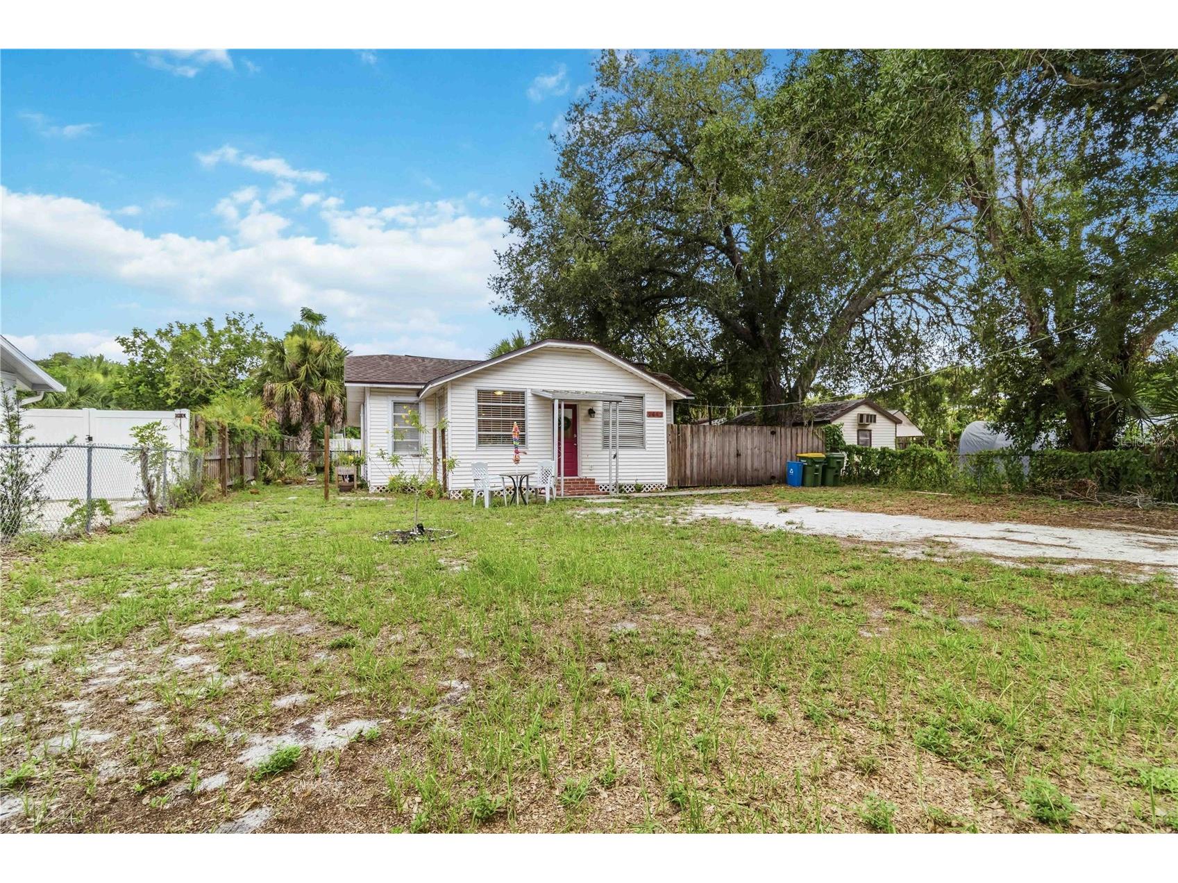 2442 Novus Street Sarasota FL 34237 A4700064 image5