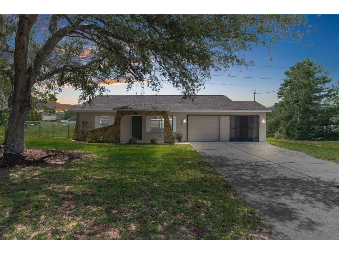 2442 Rim Drive Spring Hill FL 34609 W7865906 image1