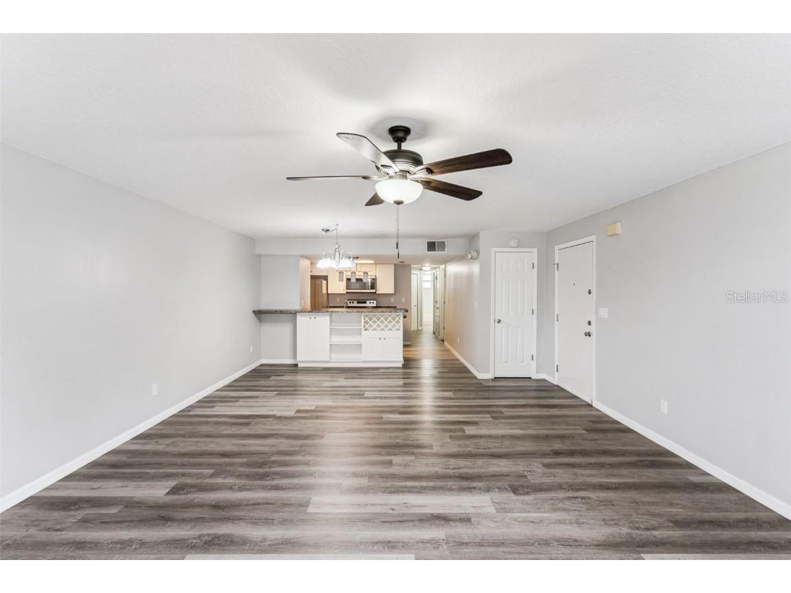 2442 Sweetwater Club Circle #41 Kissimmee FL 34746 O6350120 image20