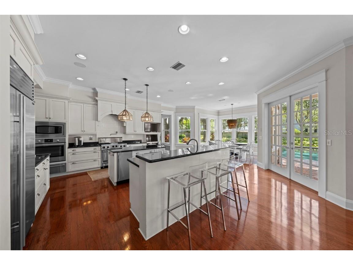 2442 W Prospect Road Tampa FL 33629 TB8413753 image4