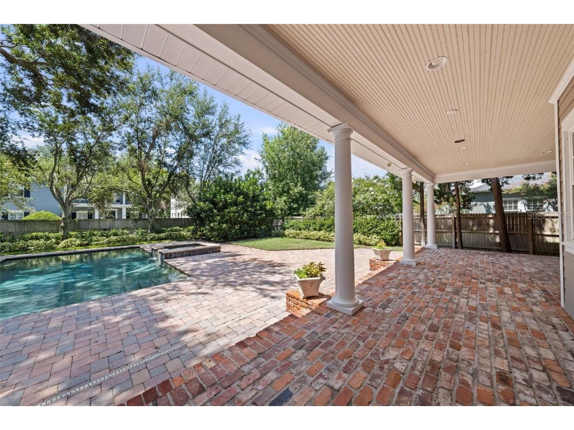 2442 W Prospect Road Tampa FL 33629 TB8413753 image40