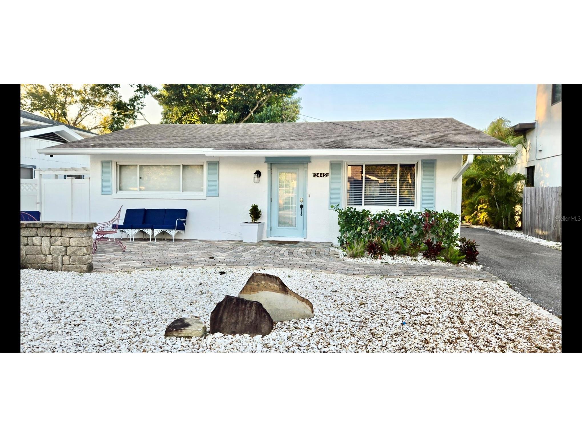 2442 Wood Street Sarasota FL 34237 A4678152 image1