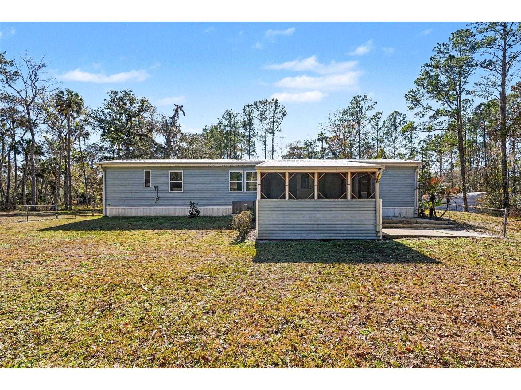 24421 Trespass Trail Astor FL 32102 - ST JOHN'S RIVER V4949524 image2