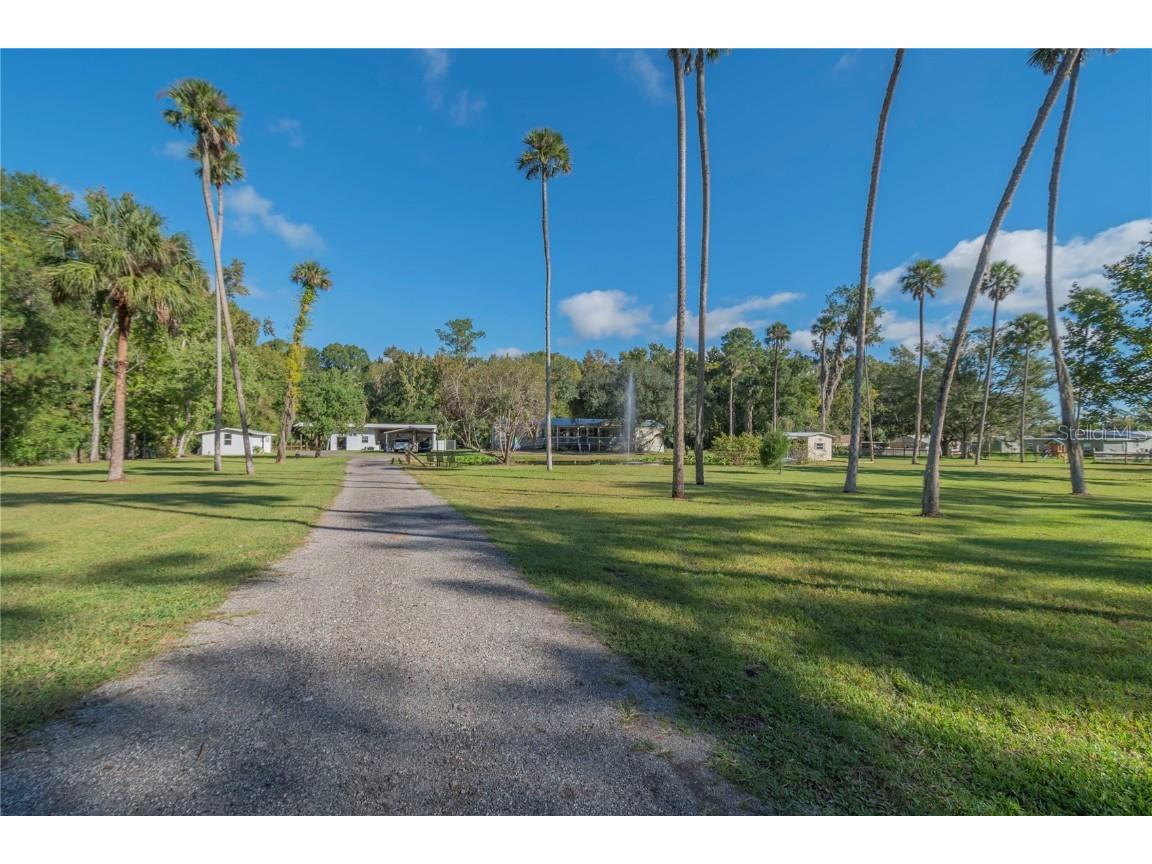 24429 River Road Astor FL 32102 FC295757 image1