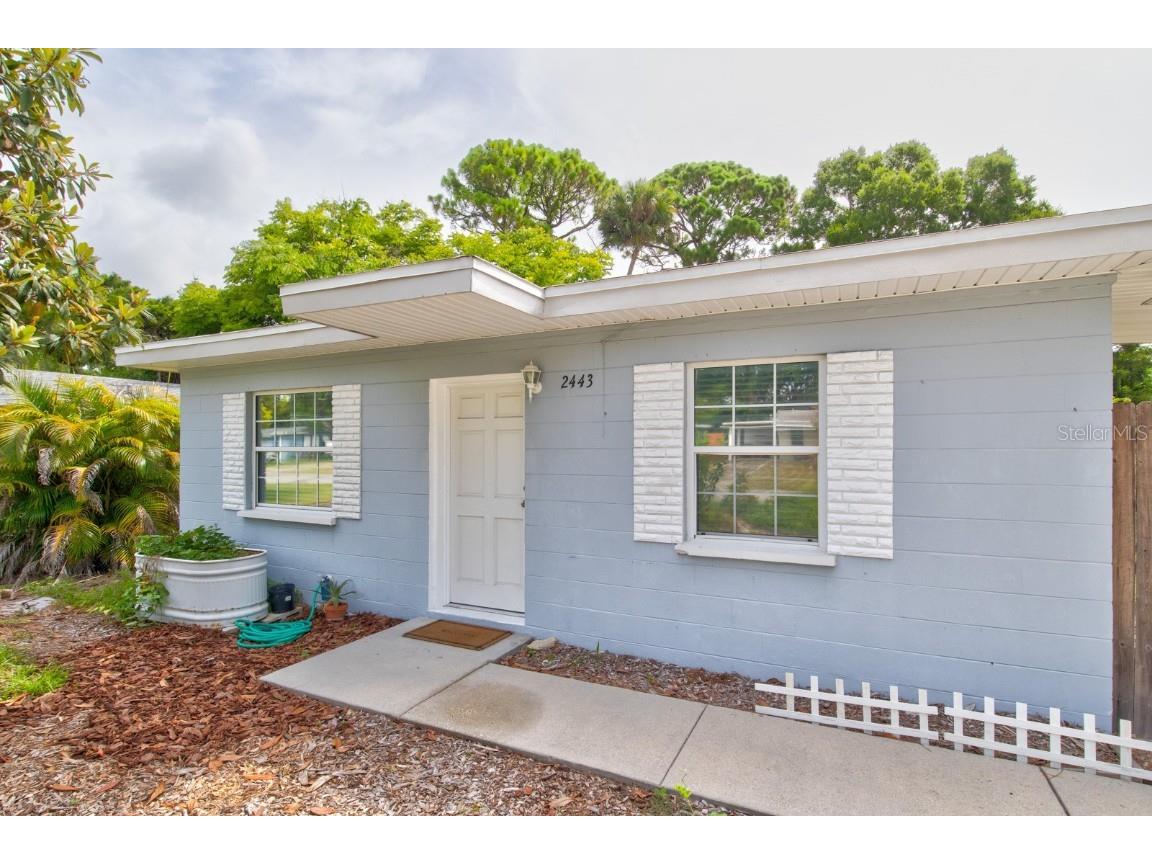 2443 Anastasia Drive South Daytona FL 32119 O6222739 image1