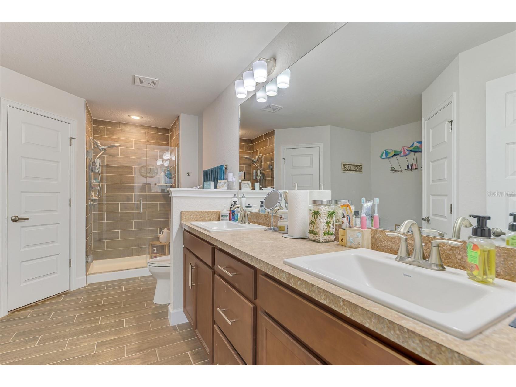 2443 Lancaster Lane North Port FL 34286 C7526980 image36