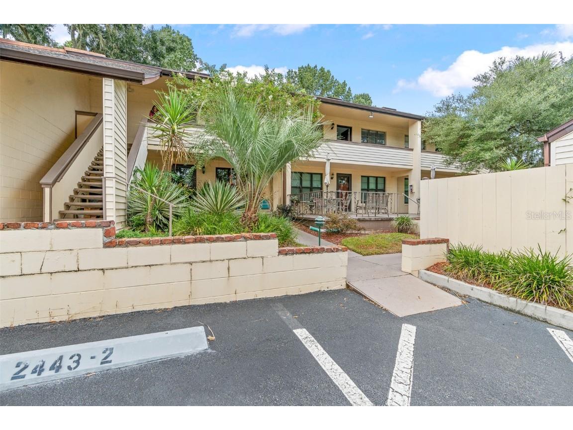2443 NE 7th Street #5 Ocala FL 34470 OM663154 image1