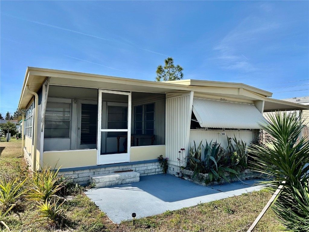 2443 Santiago Drive Holiday FL 34690 W7870030 image1