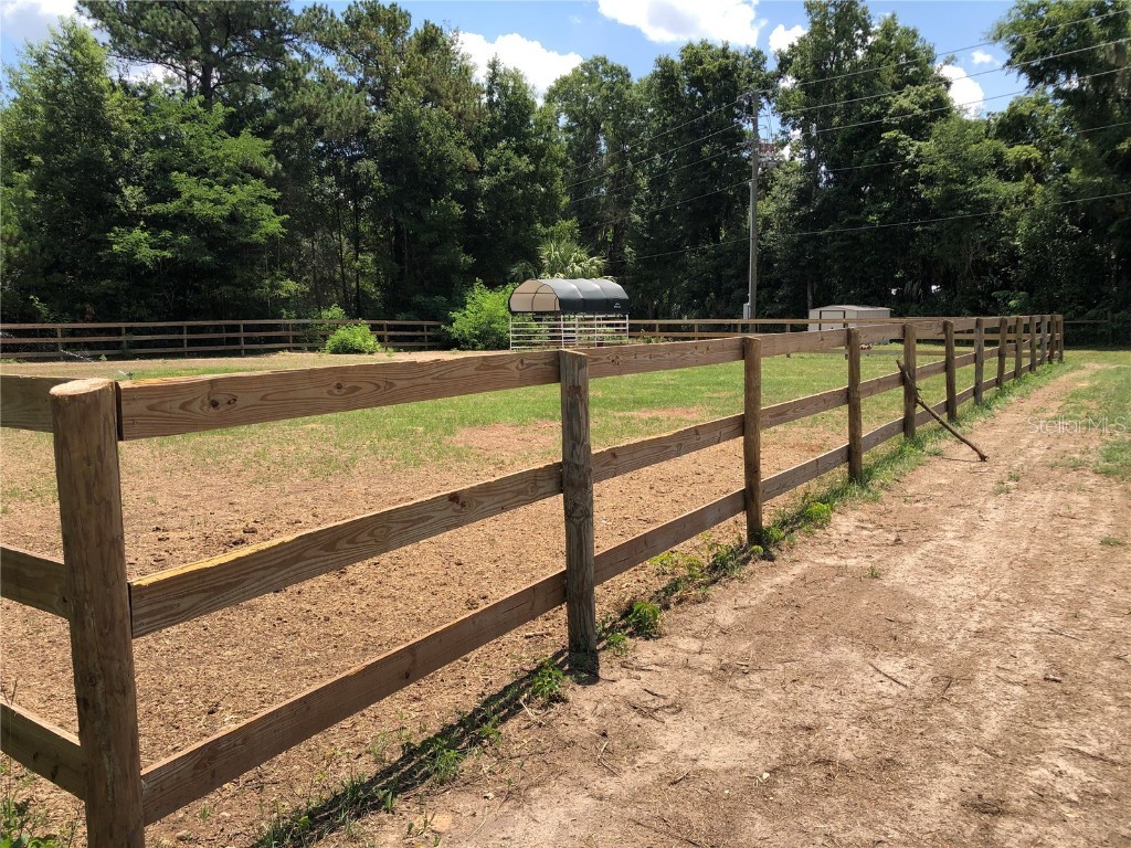 2443 W Highway 316 Citra FL 32113 OM679972 image1