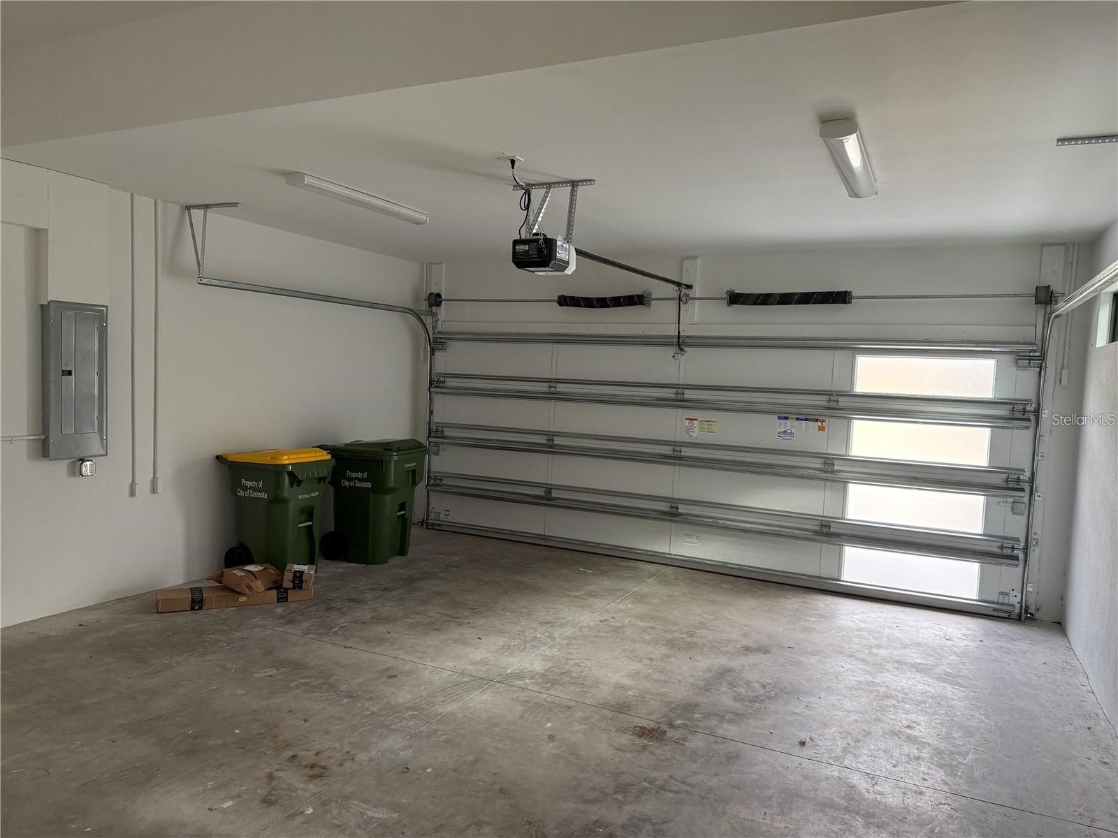 2443 Wood Street Sarasota FL 34237 A4693080 image9