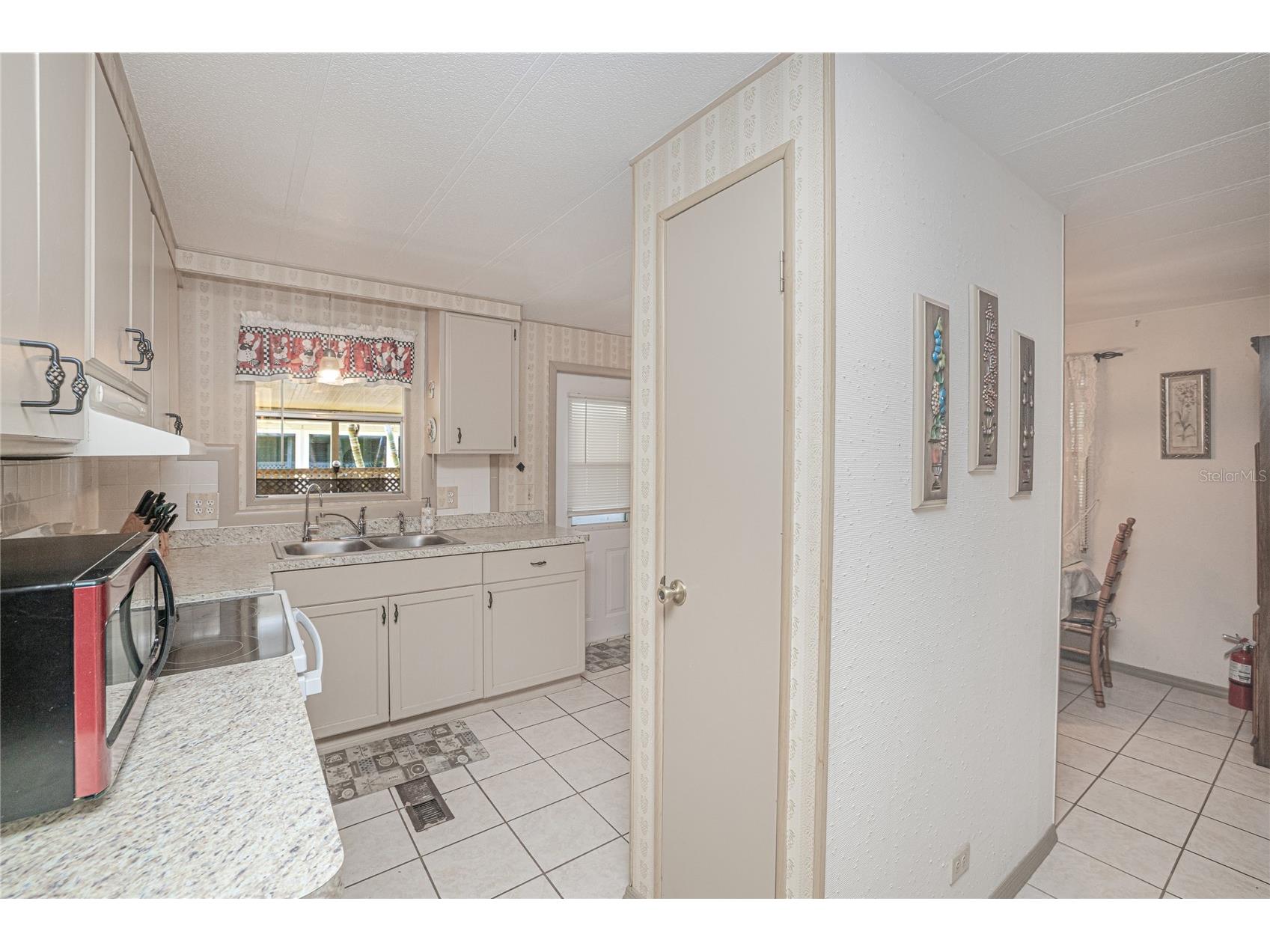 24437 Harbor View Road #13 Punta Gorda FL 33980 C7524791 image9