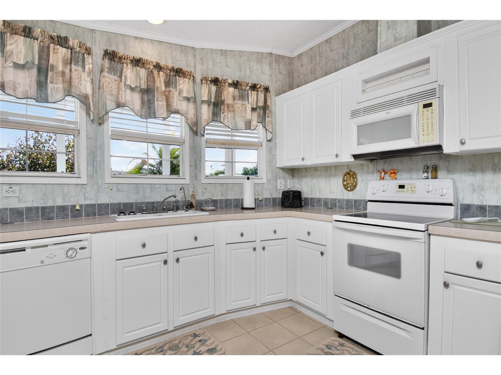 24437 Harborview Road #106 Punta Gorda FL 33980 C7524230 image10
