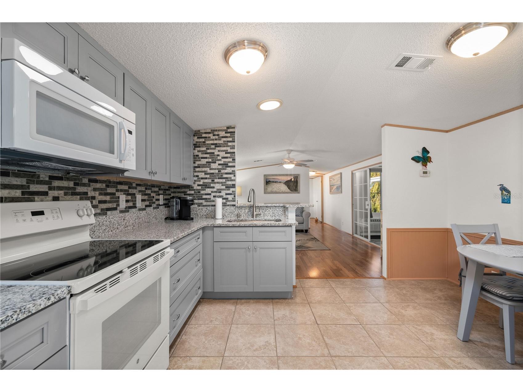 24437 Harborview Road #114 Punta Gorda FL 33980 C7517489 image16