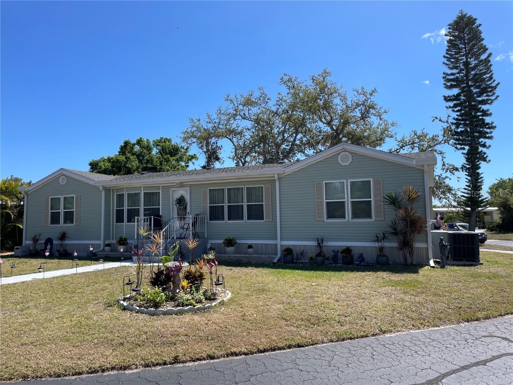 24437 Harborview Road #70 Port Charlotte FL 33980 C7507664 image1