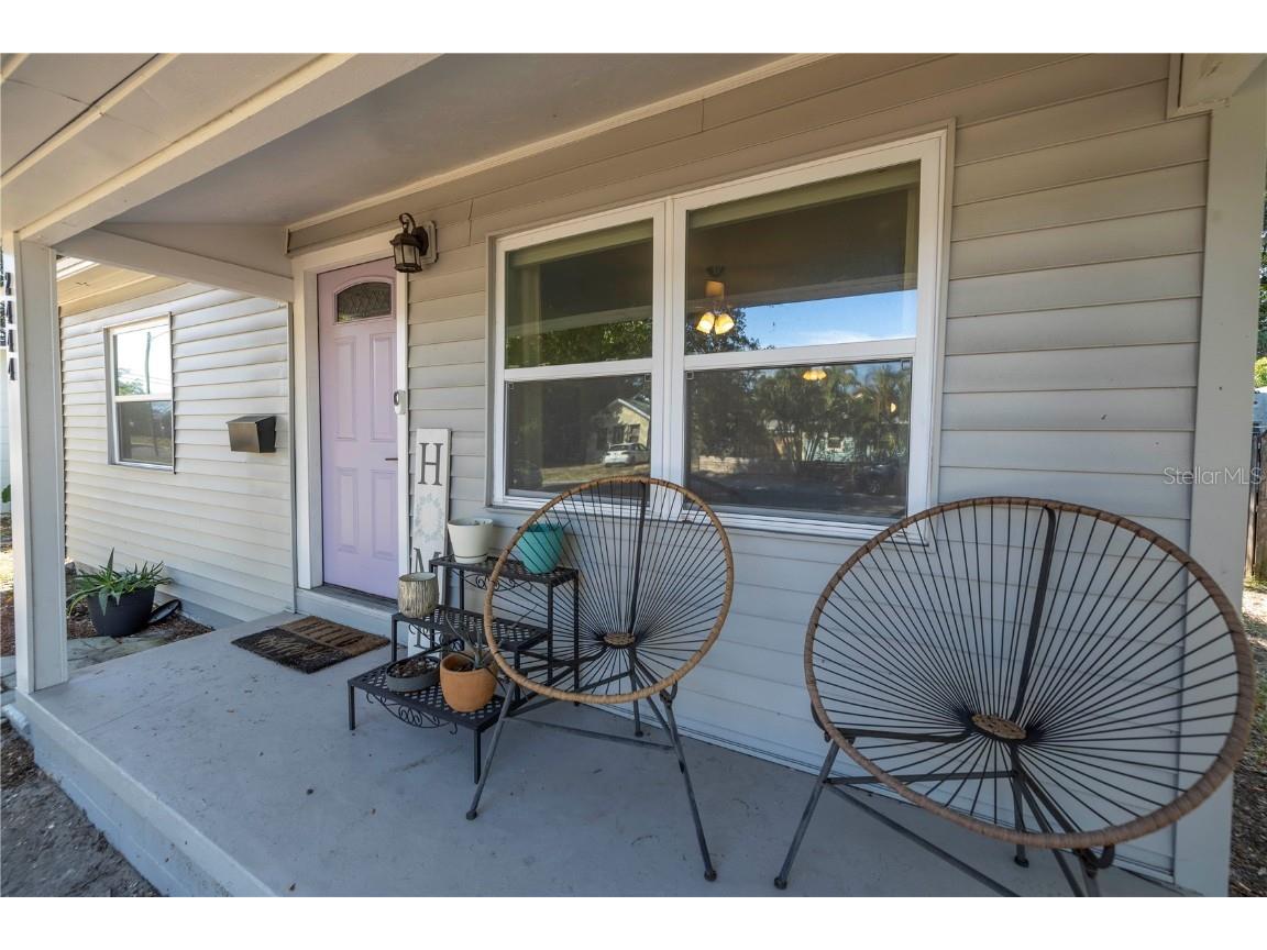 2444 32nd Avenue N Saint Petersburg FL 33713 U8220544 image1