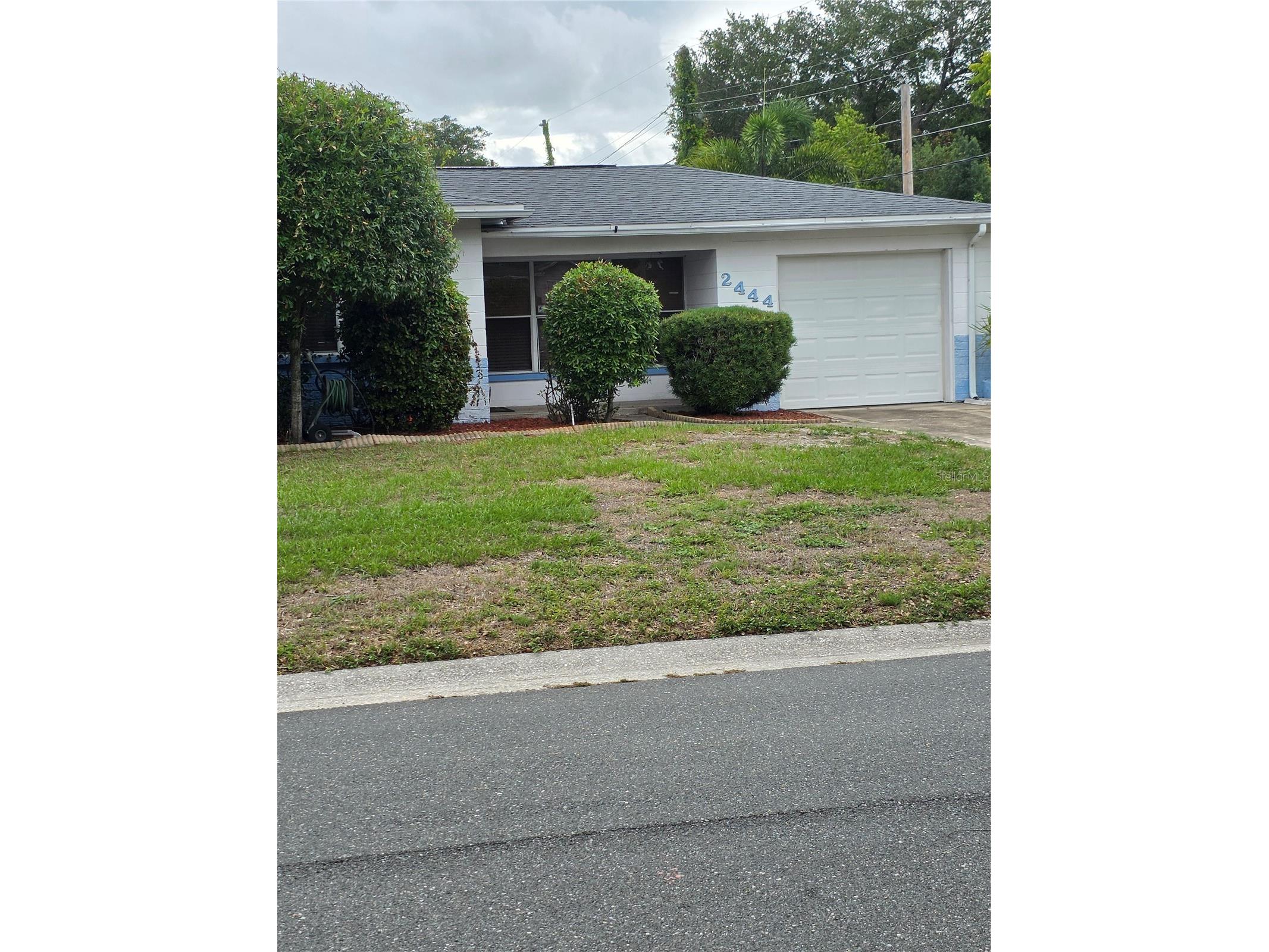 2444 37th Street N Saint Petersburg FL 33713 TB8514667 image1