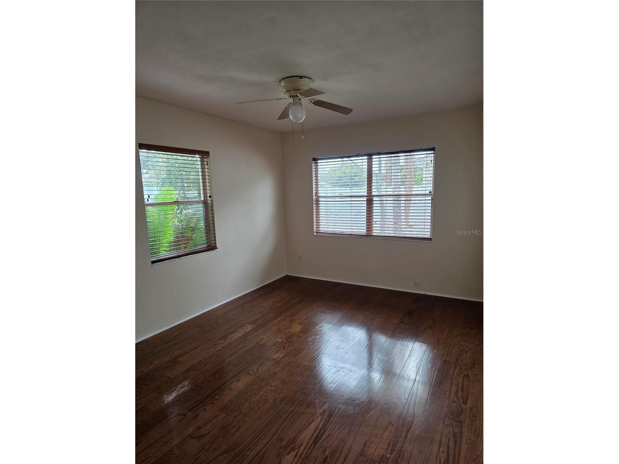 2444 37th Street N Saint Petersburg FL 33713 TB8514667 image4