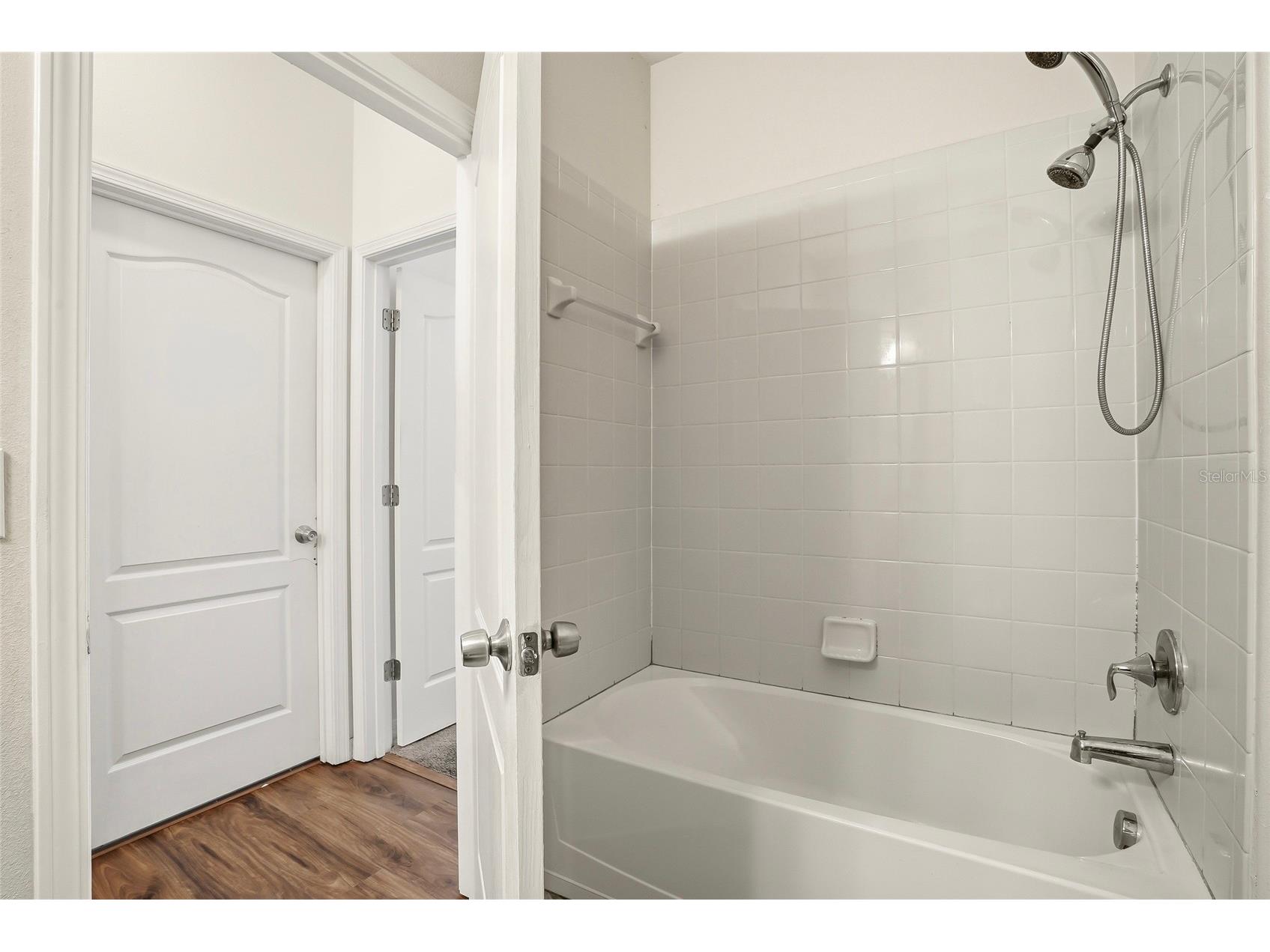 2444 Dakota Rock Drive Ruskin FL 33570 TB8473310 image27