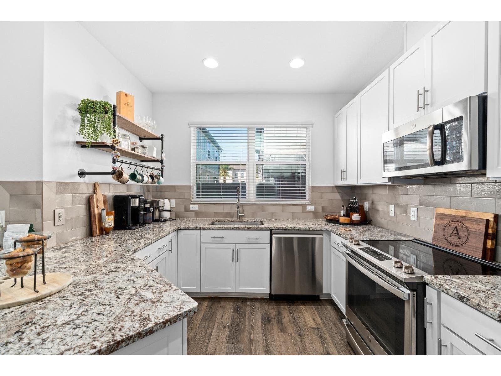 2444 Foggy Creek Circle Clearwater FL 33764 TB8492419 image8