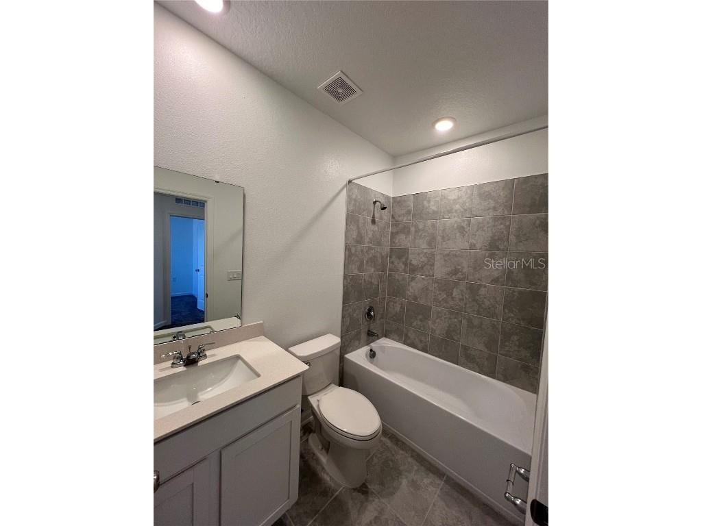 2444 Skyline Loop Kissimmee FL 34758 S5135722 image4