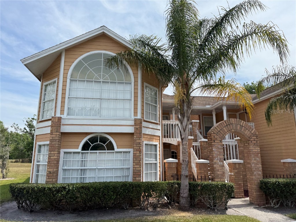 2444 Sweetwater Club Circle #34 Kissimmee FL 34746 S5131780 image1