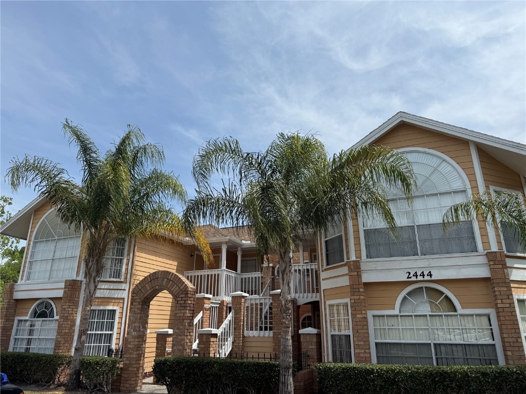 2444 Sweetwater Club Circle #34 Kissimmee FL 34746 S5131780 image2
