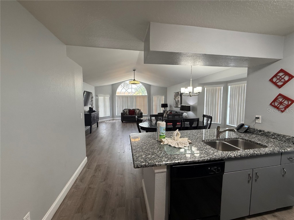 2444 Sweetwater Club Circle #34 Kissimmee FL 34746 S5131780 image7