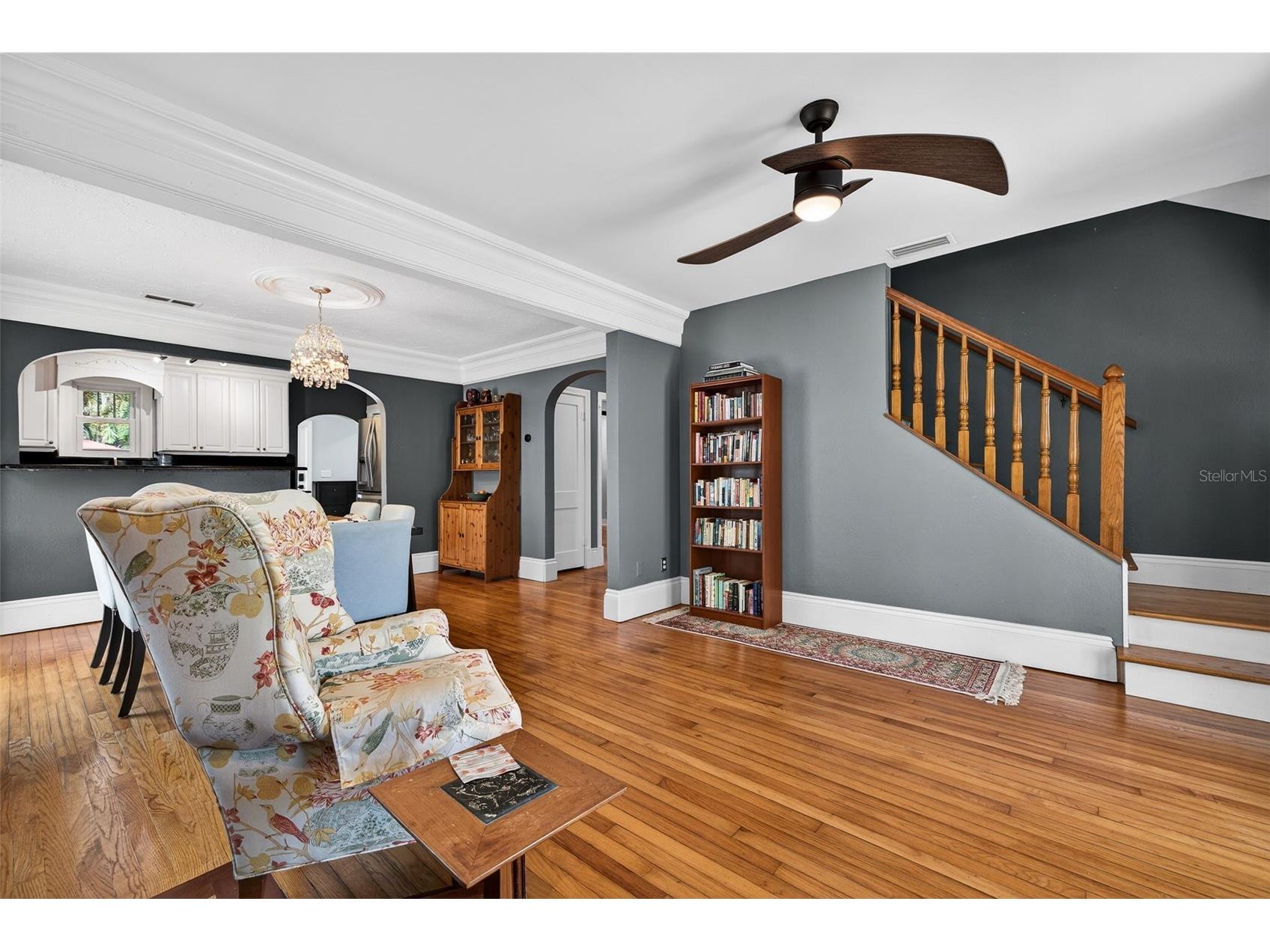 2445 6th Avenue N Saint Petersburg FL 33713 TB8487816 image10