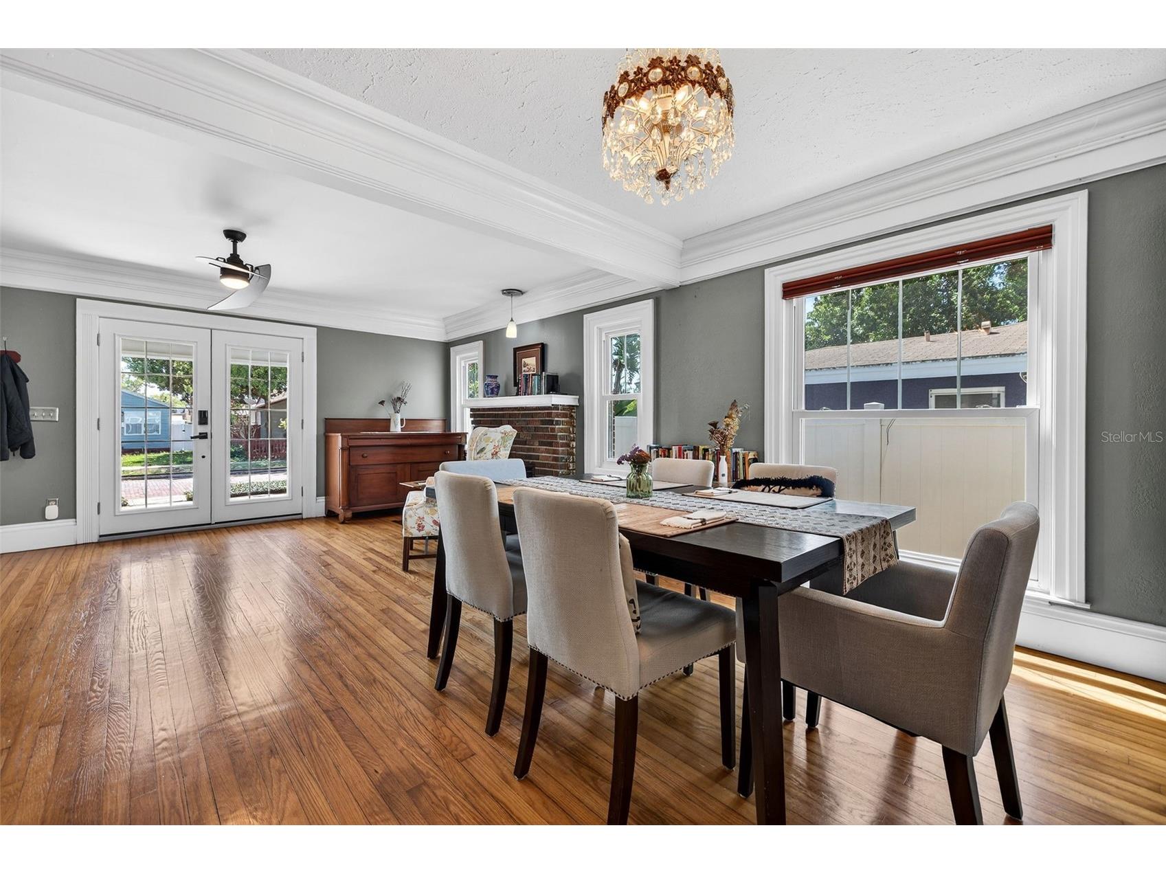 2445 6th Avenue N Saint Petersburg FL 33713 TB8487816 image12