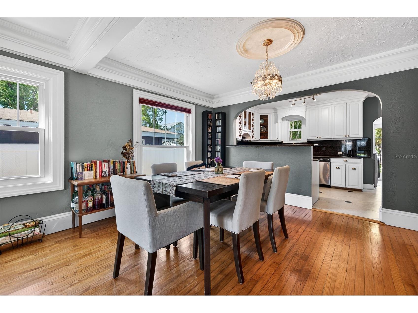 2445 6th Avenue N Saint Petersburg FL 33713 TB8487816 image13