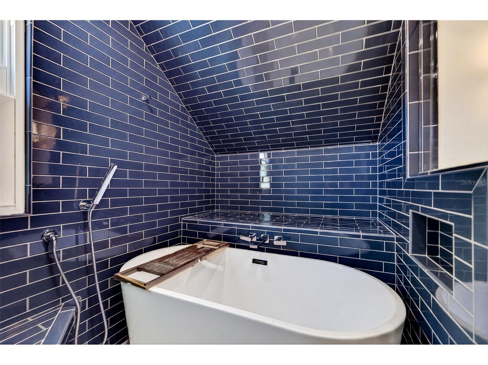 2445 6th Avenue N Saint Petersburg FL 33713 TB8487816 image27
