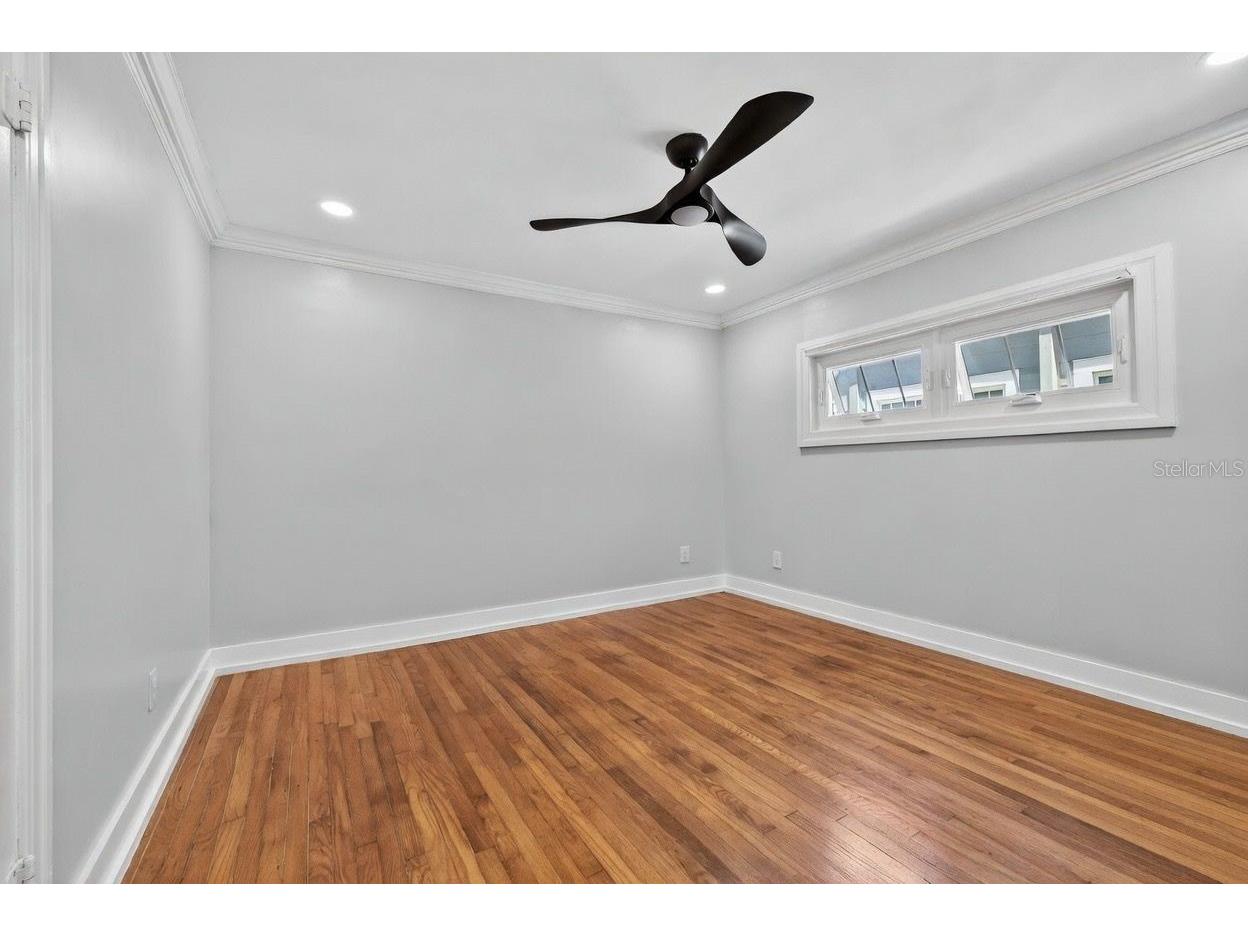 2445 6th Avenue N Saint Petersburg FL 33713 TB8487816 image28