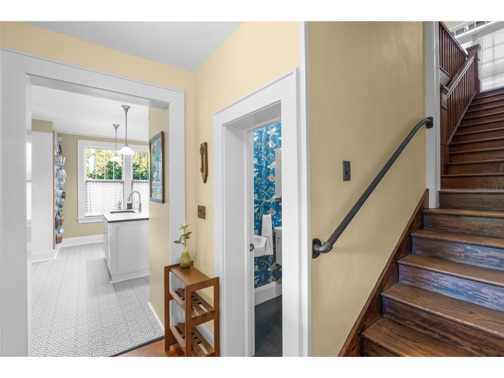 2445 Alameda Avenue Sarasota FL 34234 A4681432 image15