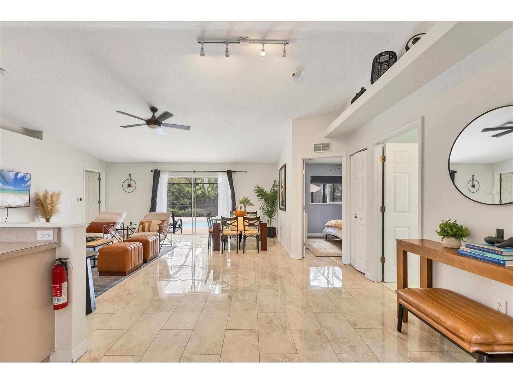 2445 Apache Street Sarasota FL 34231 N6144857 image10