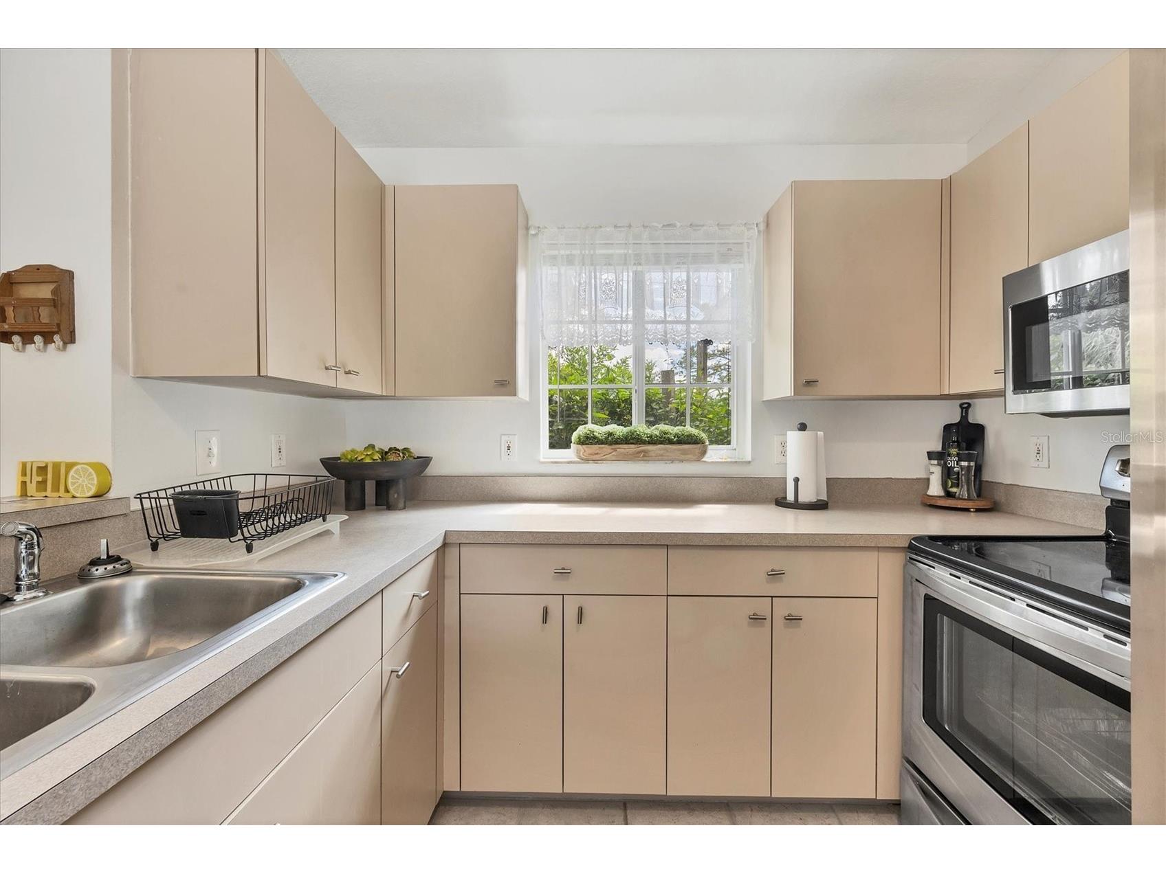 2445 Apache Street Sarasota FL 34231 N6144857 image18