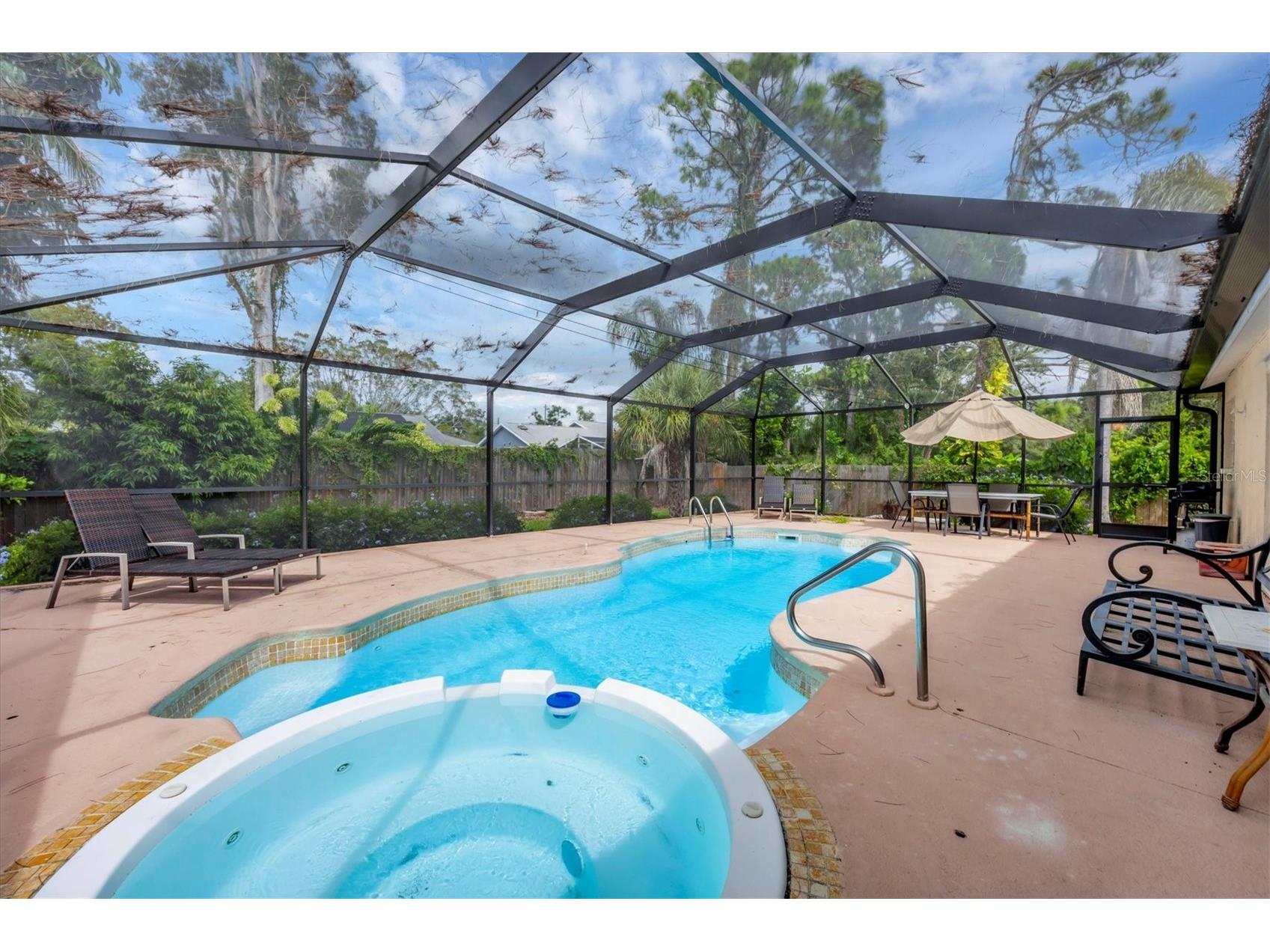2445 Apache Street Sarasota FL 34231 N6144857 image3