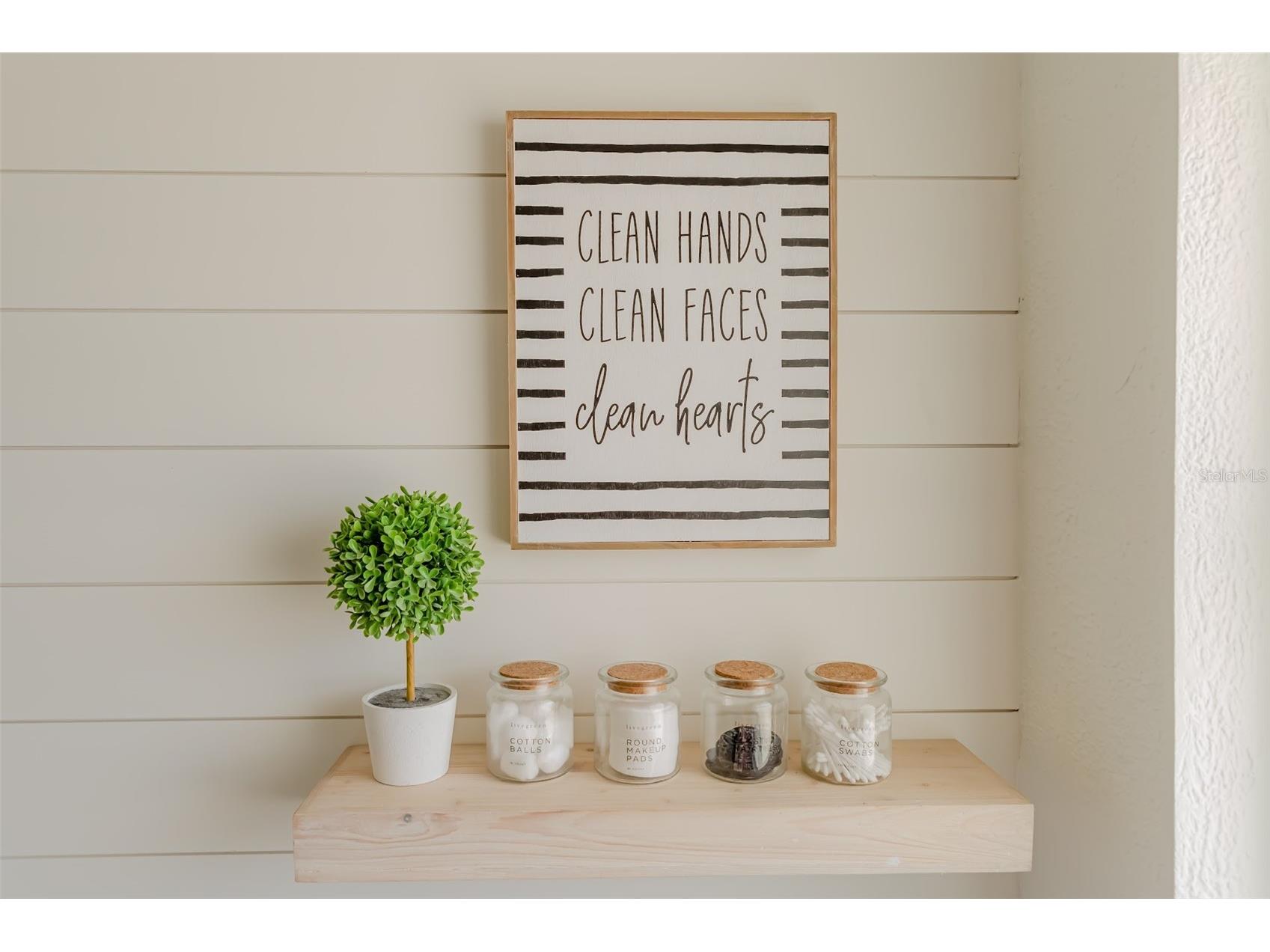 2445 Constitution Boulevard Sarasota FL 34231 O6391266 image13